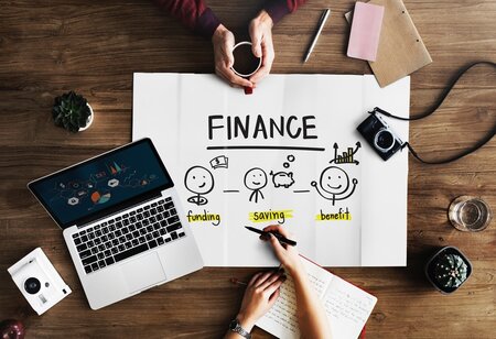 Important Things to consider before hiring a financial advisor