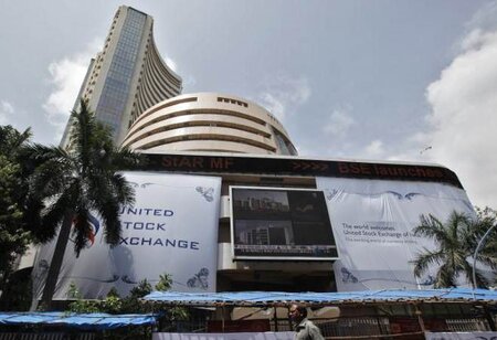  Rupee drops by 31 paise as global selloff pulls sensex by 1.1 per cent
