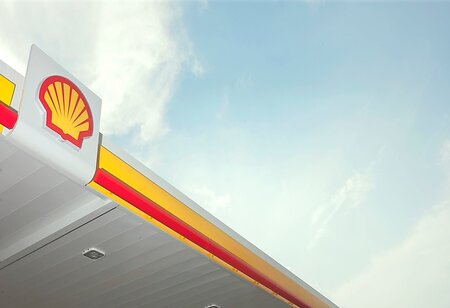 India’s Sprng Energy nears 1.8-billion-dollar sale deal with Shell Plc