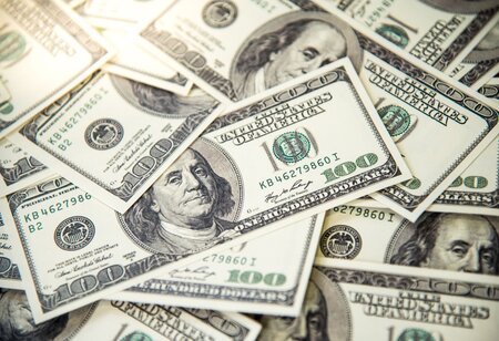 Record $82 billion dealmaking spree sees India defy global slump, states Bloomberg Report