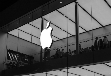 British newspaper groups voice concerns over Apple's ad-blocking ambition