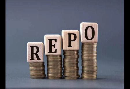 RBI Cuts Repo Rate to 5.25%, Industry Lauds Pro-Growth Step