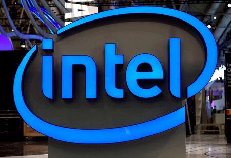 Intel Announces Retirement of Three Board Members Amid Turnaround Efforts