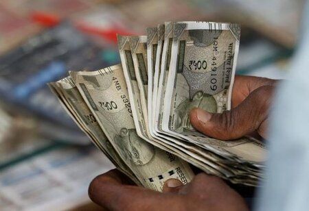 Rupee May Weaken Further as Global Dollar Strengthens; Bonds Watchful of Rate Cut Hopes