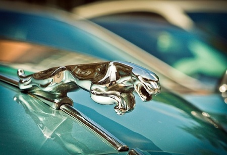 JLR to raise $1 billion after a masive $4 billion write-down