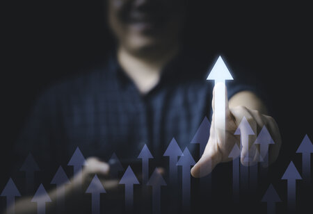 India Requires 8%-8.5% Growth to Provide Enough Jobs
