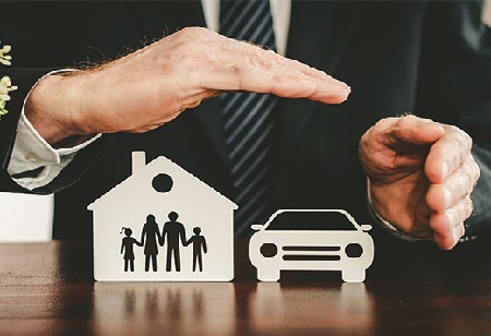 Strong season and rush to claim tax credits may boost life insurers in Q4