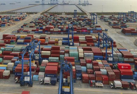 Exports grow by 52.4% to hit 7.7 billion US Dollars in first week of June