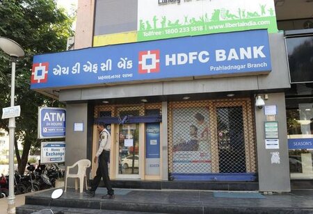 Retail borrowers make the most of the recast plan