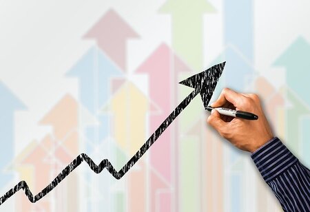 Reliance Industries Ltd share price surged over 3%, Future Retail, Future Enterprises hit upper circuit post SEBI nod