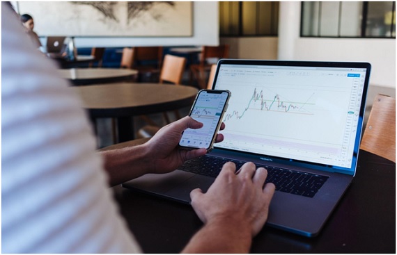 How APIs are Enabling Innovative Solutions to Financial Service Providers