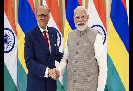 PM Modi and Mauritius PM Strengthen Bilateral Ties
