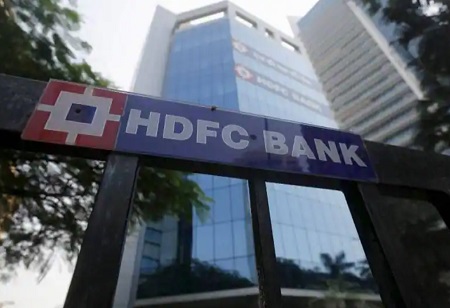 HDFC Bank recovers swiftly from RBI ban, to launch digital card