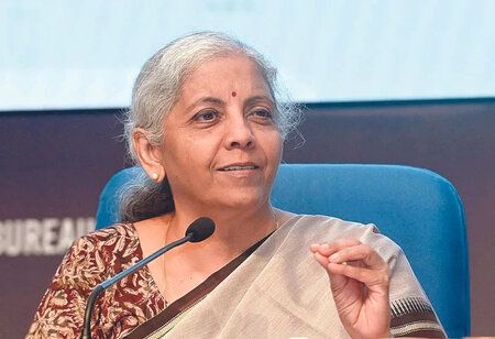 Finance Minister Meets Textile Industry Representatives Over US Tariff Concerns