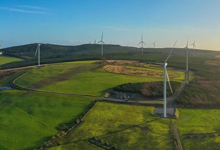 Amazon Becomes World’s Largest Corporate Purchaser of Renewable Energy, Advancing its Climate Pledge Commitment to be Net-zero Carbon by 2040