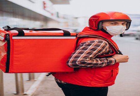 Zomato Evaluates its Last-mile Delivery Service in Business Parks